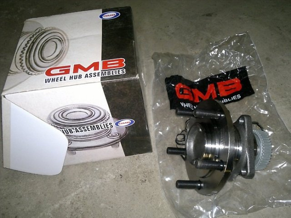 Ступица с подшипником передняя Mazda 3 (2003-2006) GMB