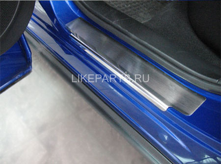 Накладки порогов Mazda CX-7 Alu-Frost